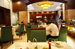 Grand Palace Hotel